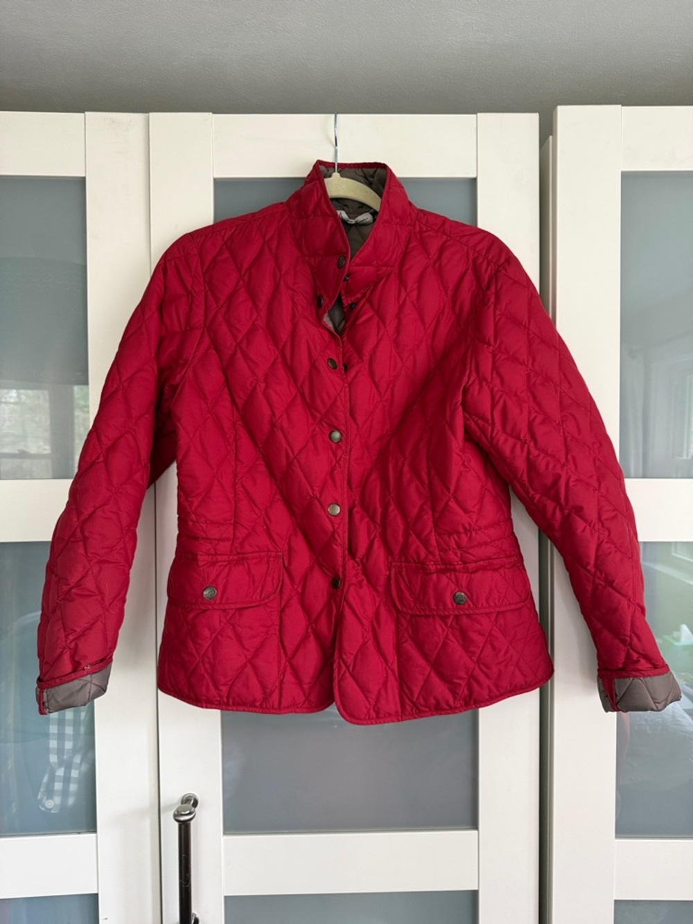 Eddie Bauer Quilted Bright Red Snap-Front Jacket Medium